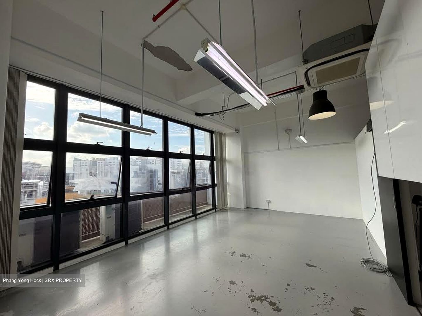 Primz Bizhub (D25), Factory #586616001